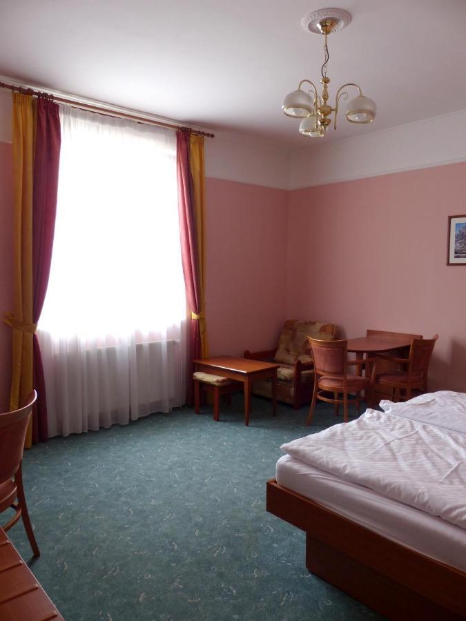 Penzion Harmonie Chodov  Buitenkant foto